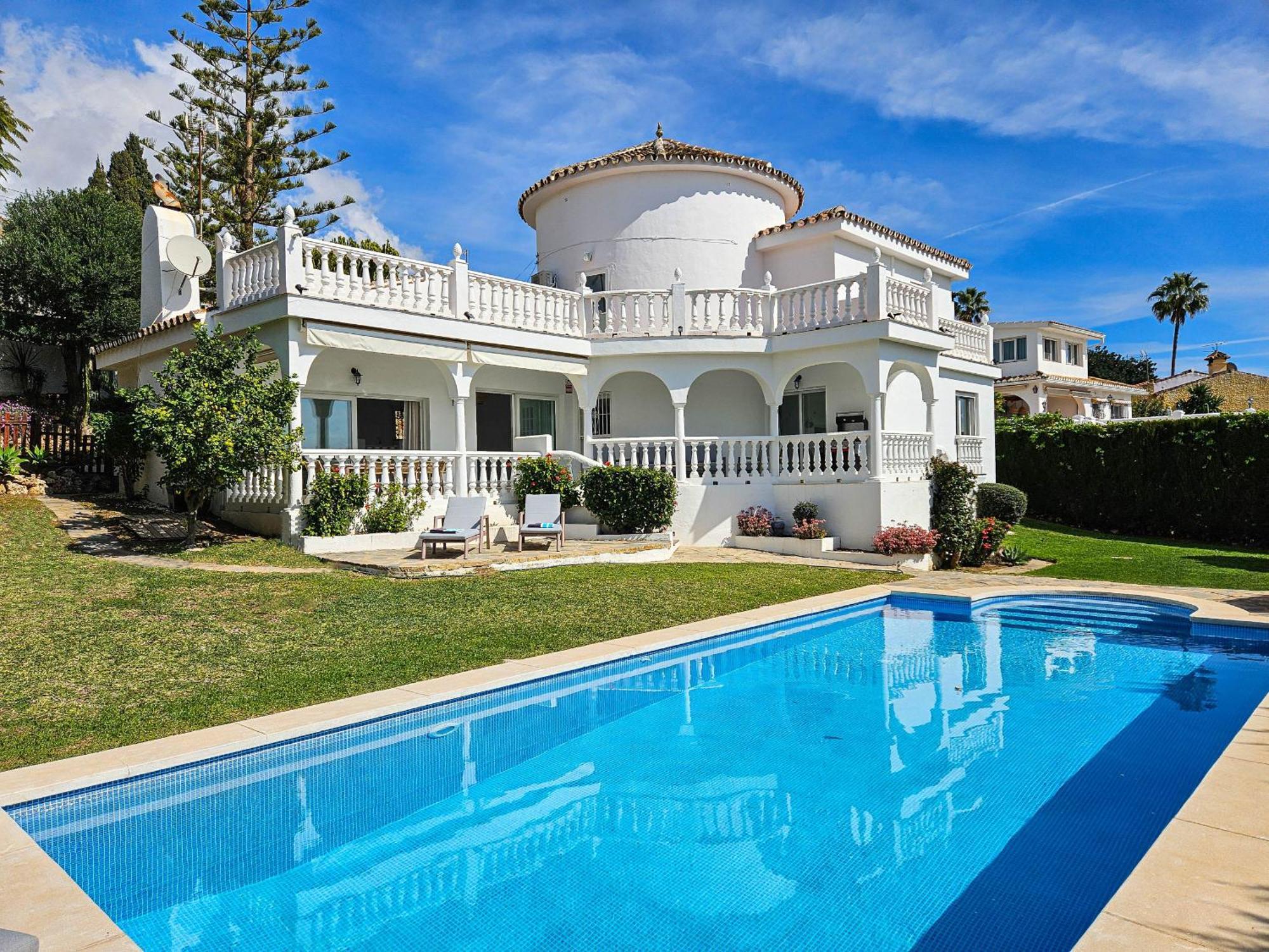 Villa Las Mariposas In La Sierrezuela, Mijas Costa Exterior foto